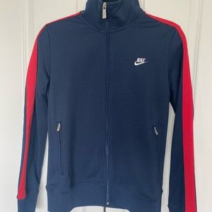 Nike jacket women’s